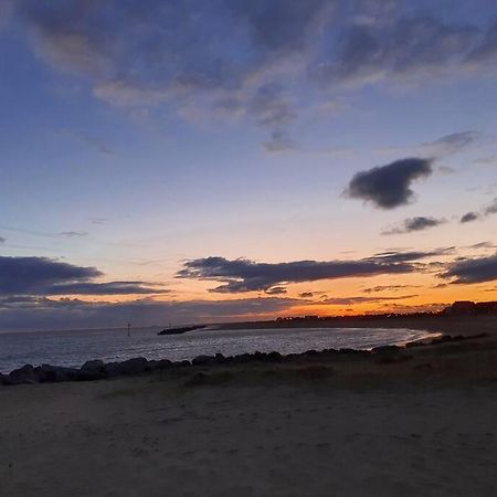 Awave From It All - Escape The City Life Jaywick Sands Eksteriør billede