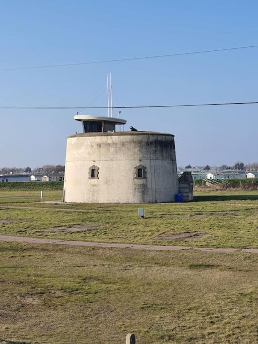 Awave From It All - Escape The City Life Jaywick Sands Eksteriør billede